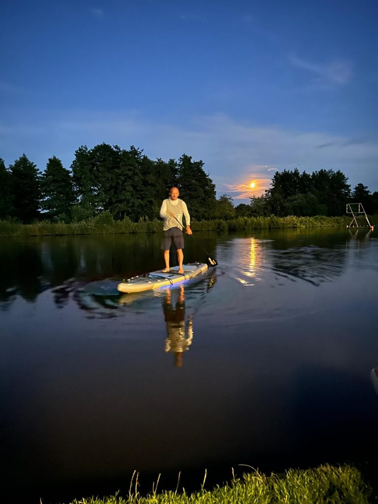 Stand up Paddler