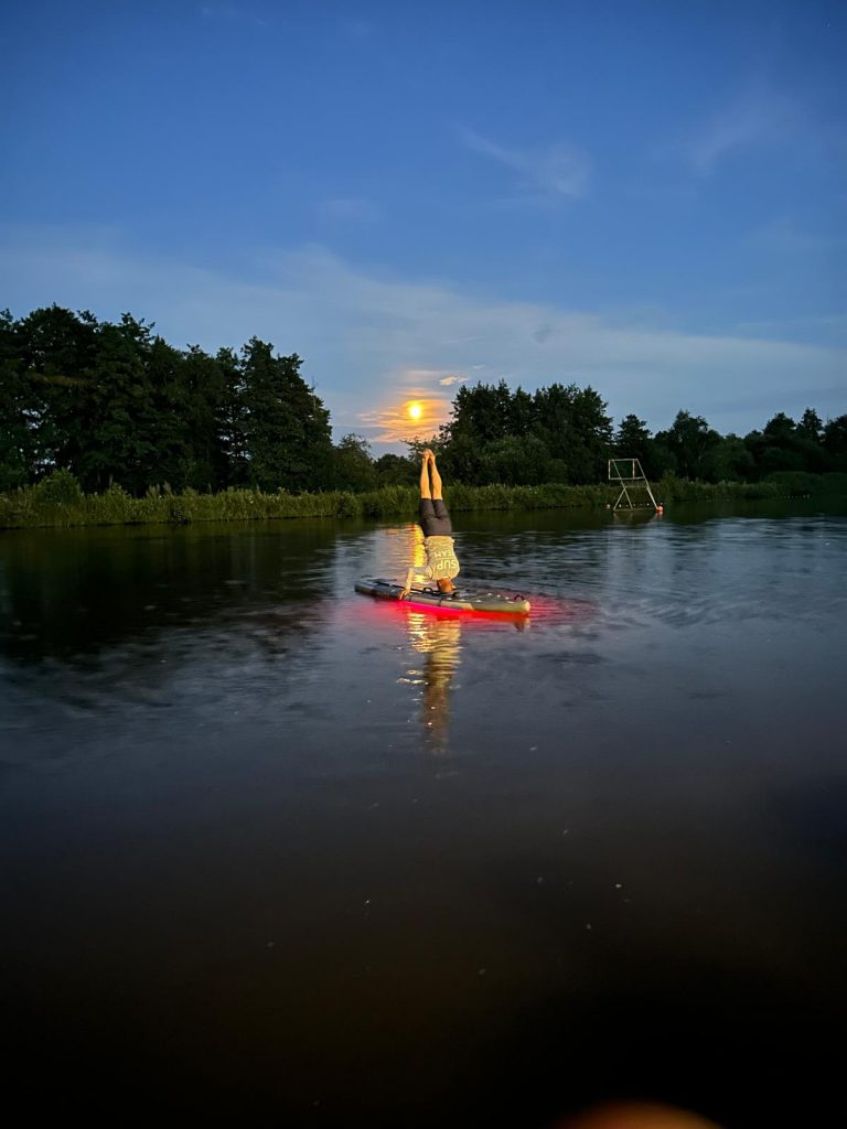 Stand up Paddler